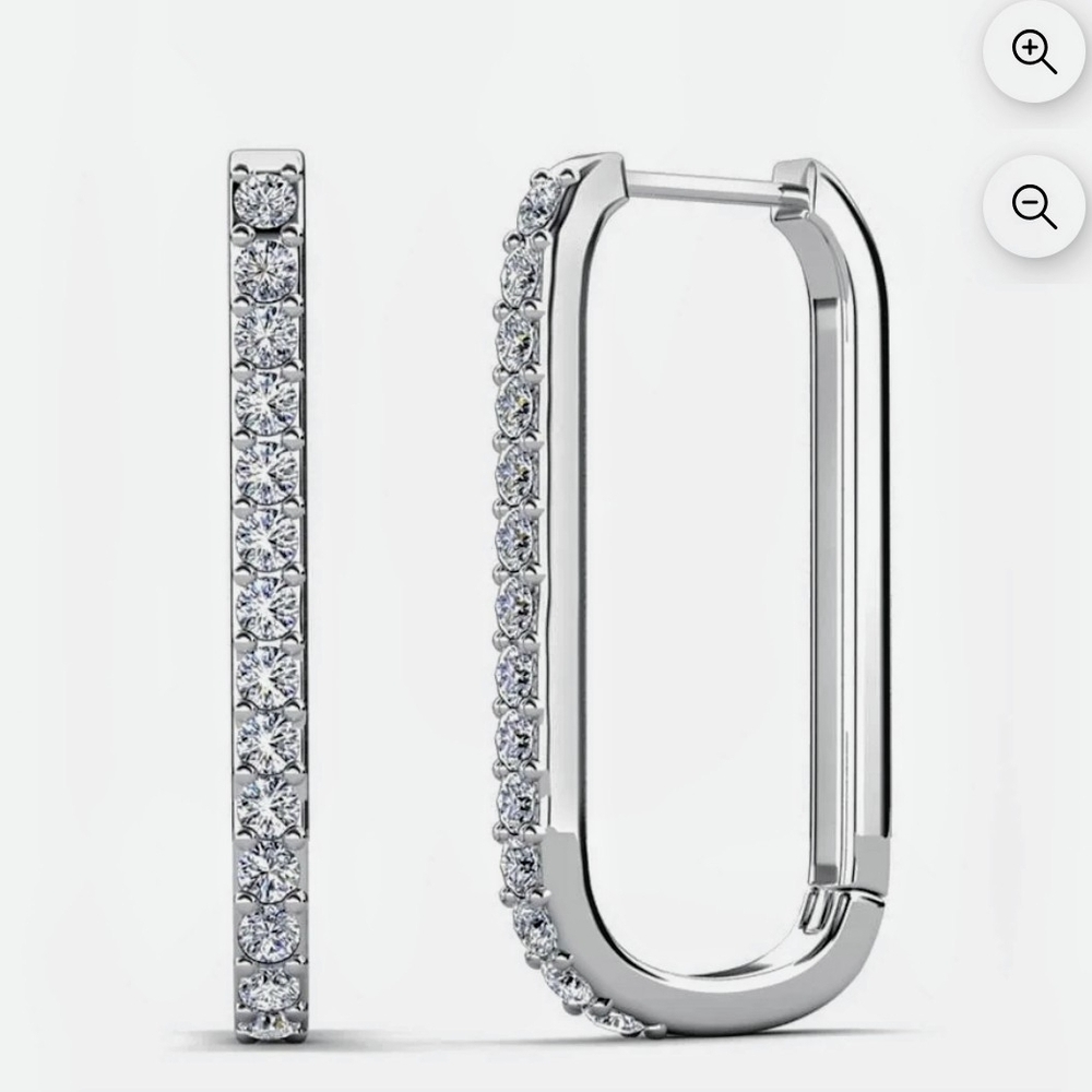 18k White Gold Plated Swarvoski Crystals Earrings New